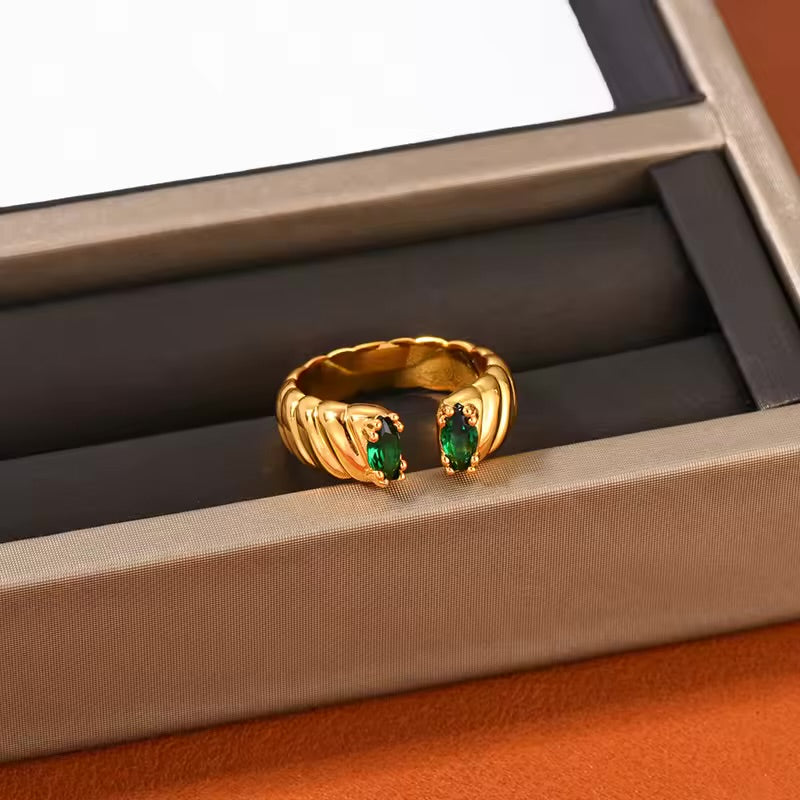 Joan Ring (Adjustable)