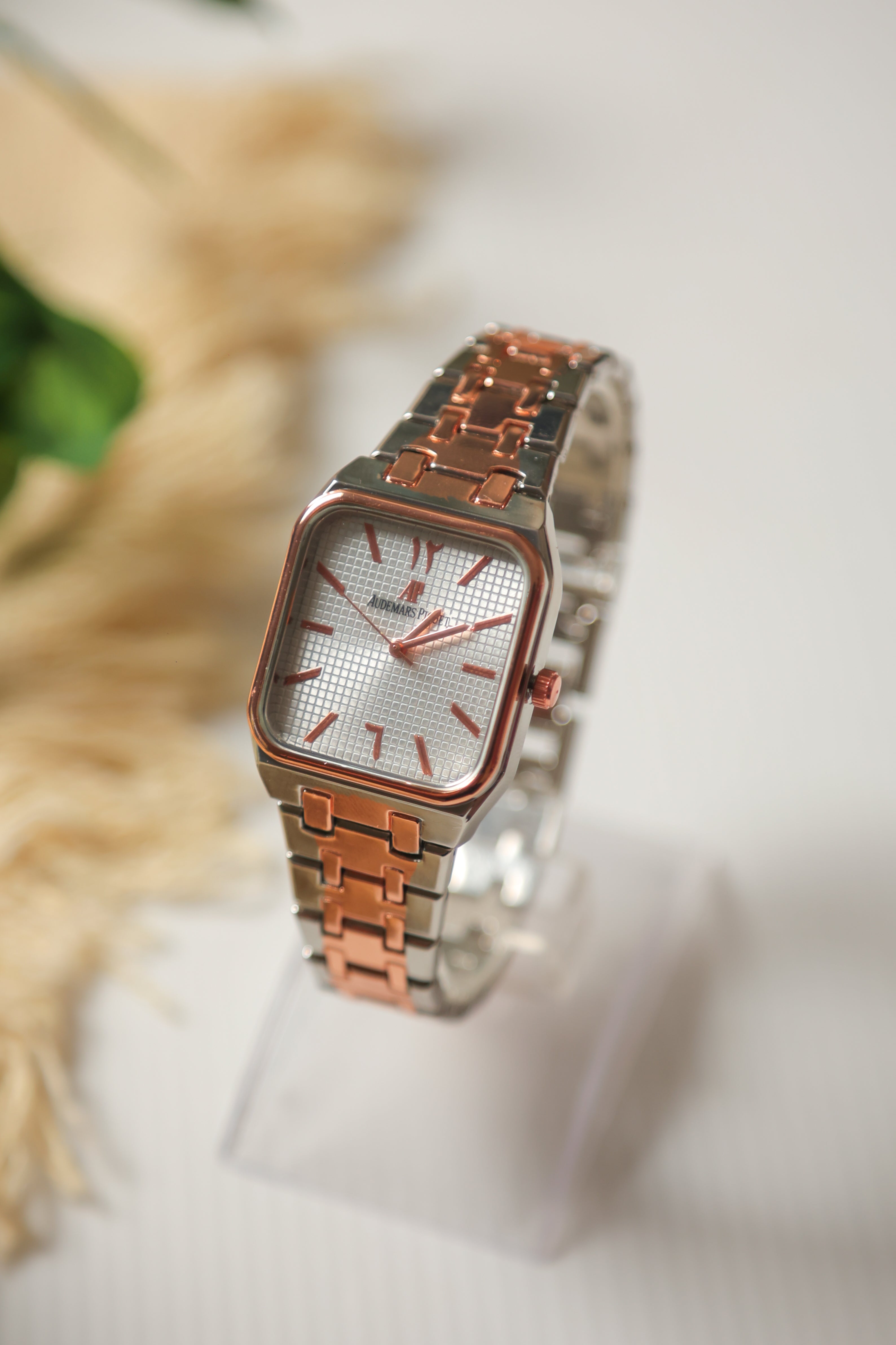 AP Roman Rose Twotone